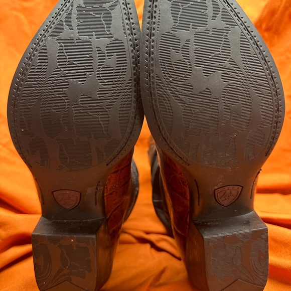 Ariat woman’s Heritage slouch boots 11B. - Picture 8 of 11